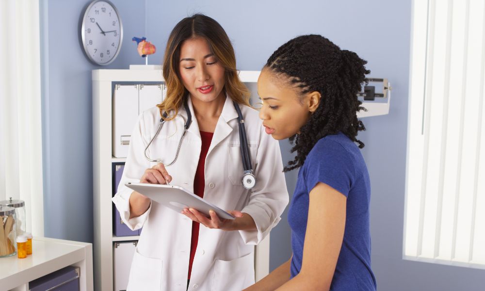 Reasons Why Women Prefer To Be Treated by Female Doctors